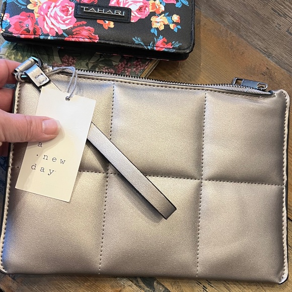 Bag & Wallet BUNDLE: TAHARI / IPSY / A NEW DAY - Picture 8 of 10